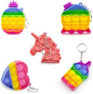 mengamu Mini pop it Schlüsselanhänger Set 5 Stück, Fidget Toys Anti Stress Spielzeug für Junge und Mädchen, Schlüsselanhänger Kinder, Mitbringsel oder Mitgebsel